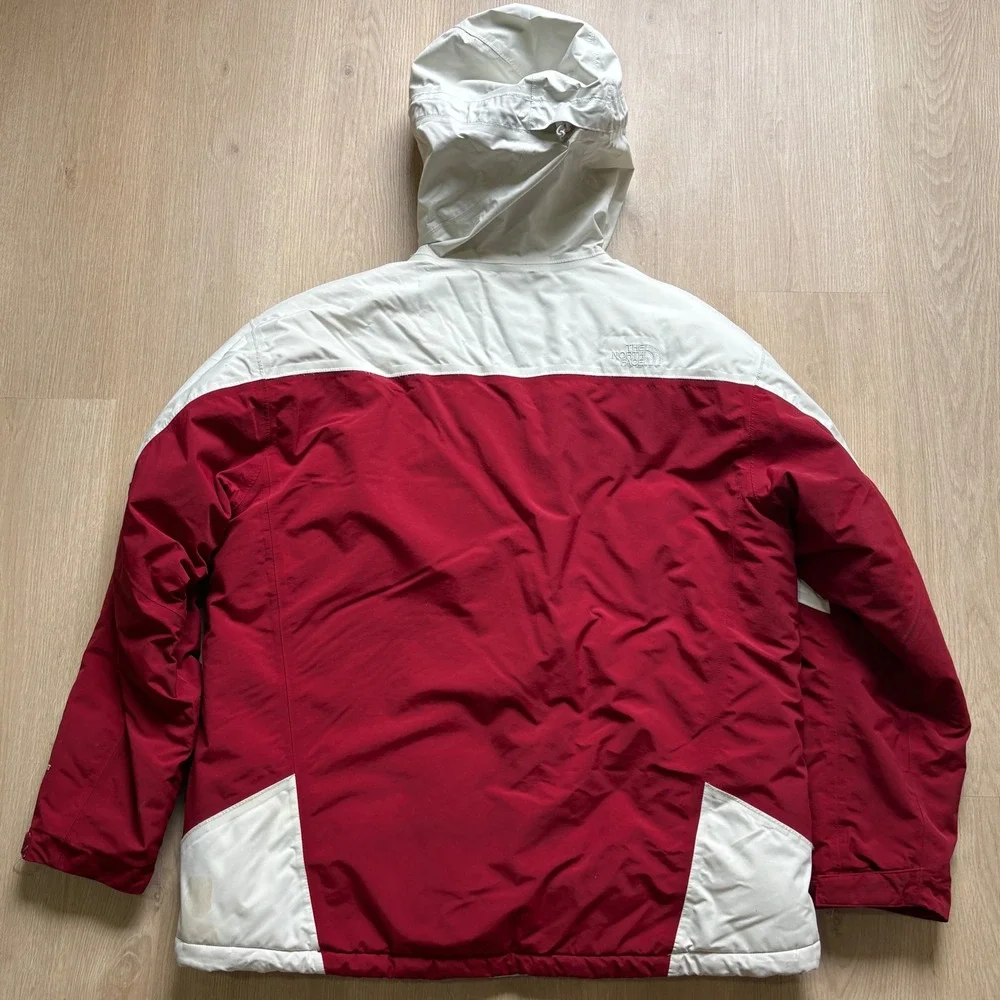 The North Face HyVent Ski Jacket Mens XL Red White Hooded Insulated Winter Coat